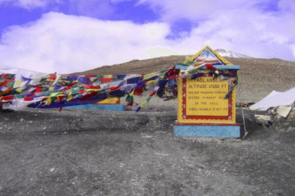 tanglang-la-pass_ladakh tanglang-la-pass_ladakh